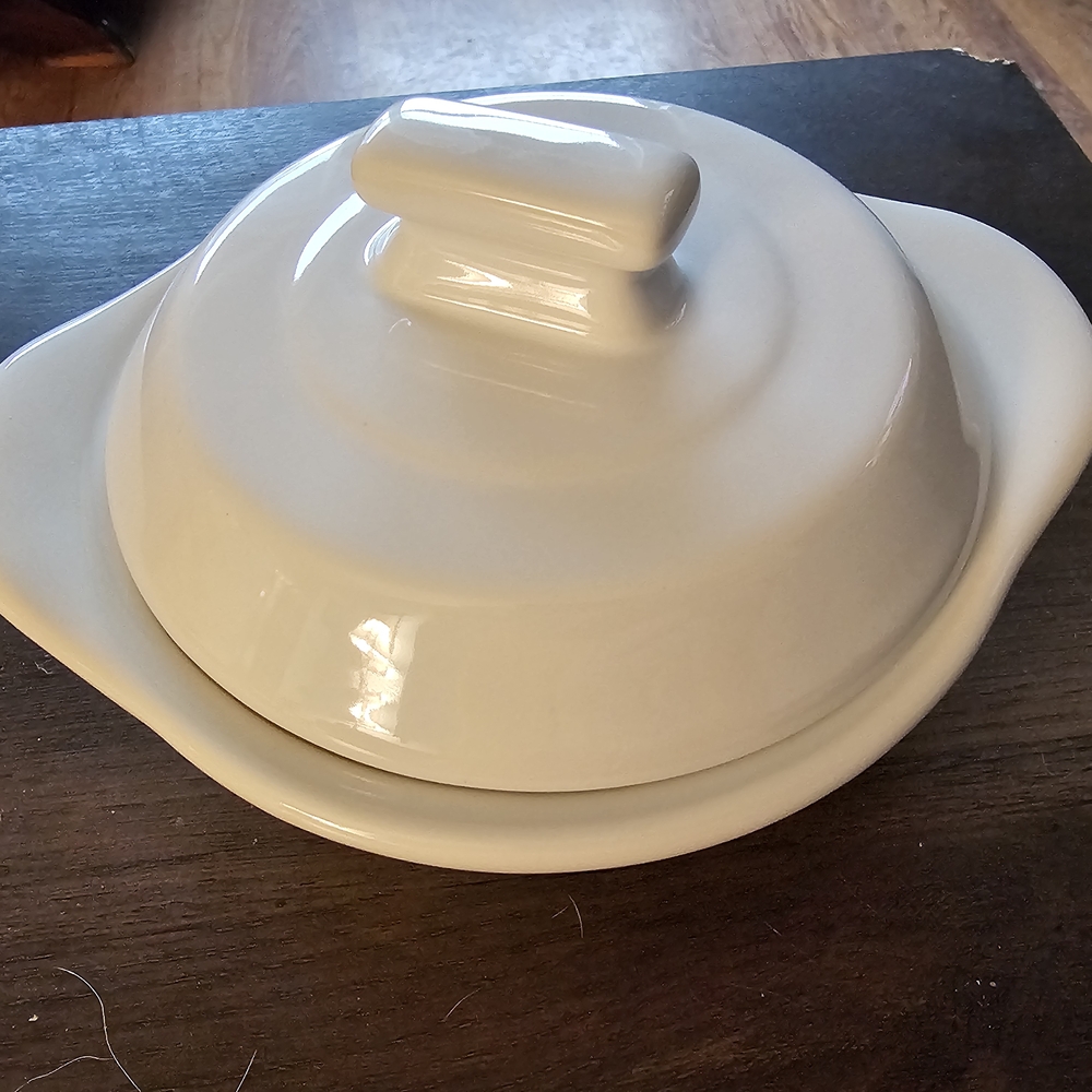 Pampered Chef Garlic & Brie Baker